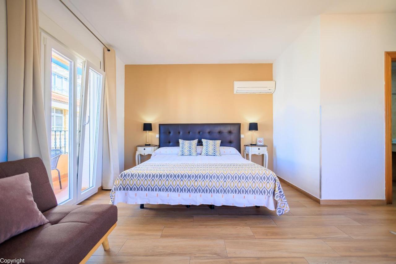 Hotel Madrid Torrevieja Buitenkant foto