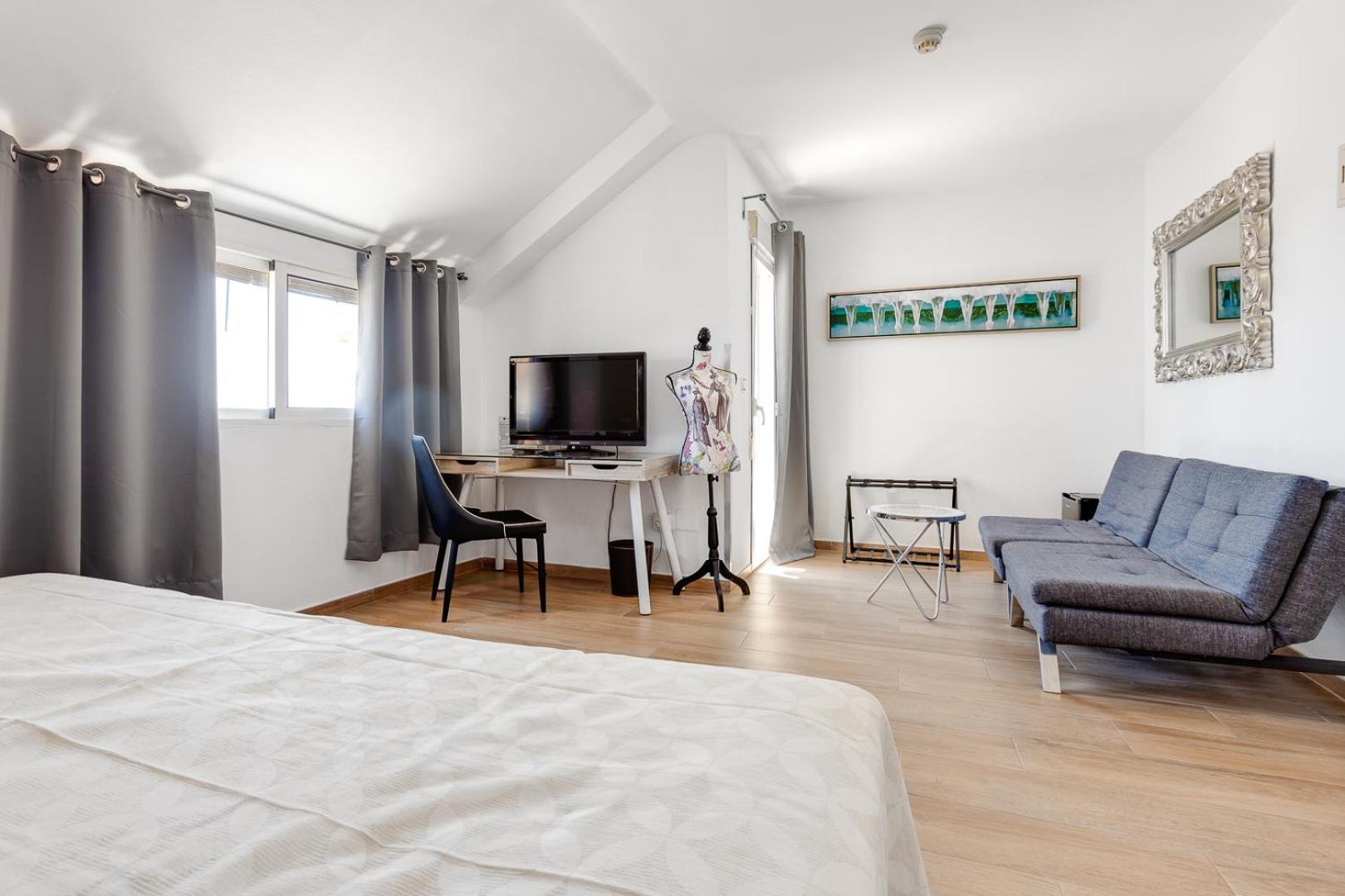 Hotel Madrid Torrevieja Buitenkant foto